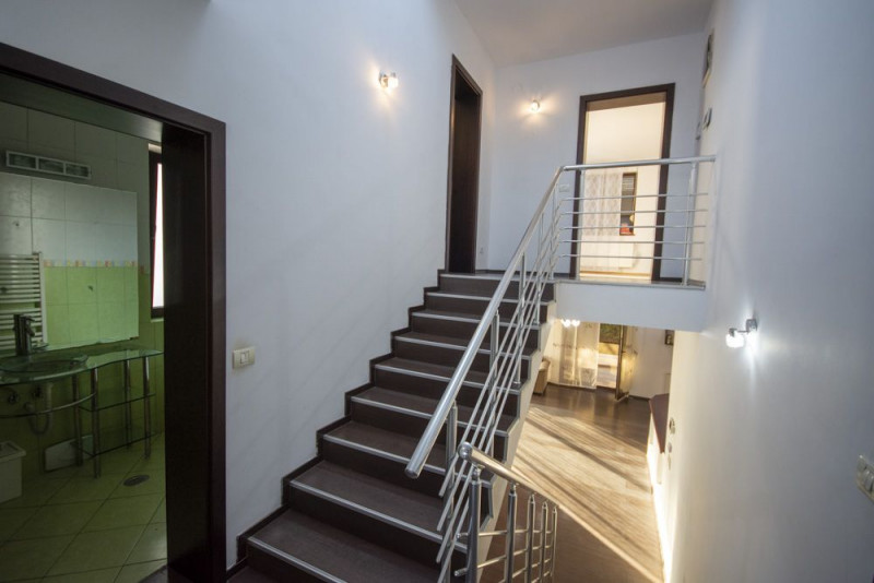 VIla cocheta Pipera zona Brd