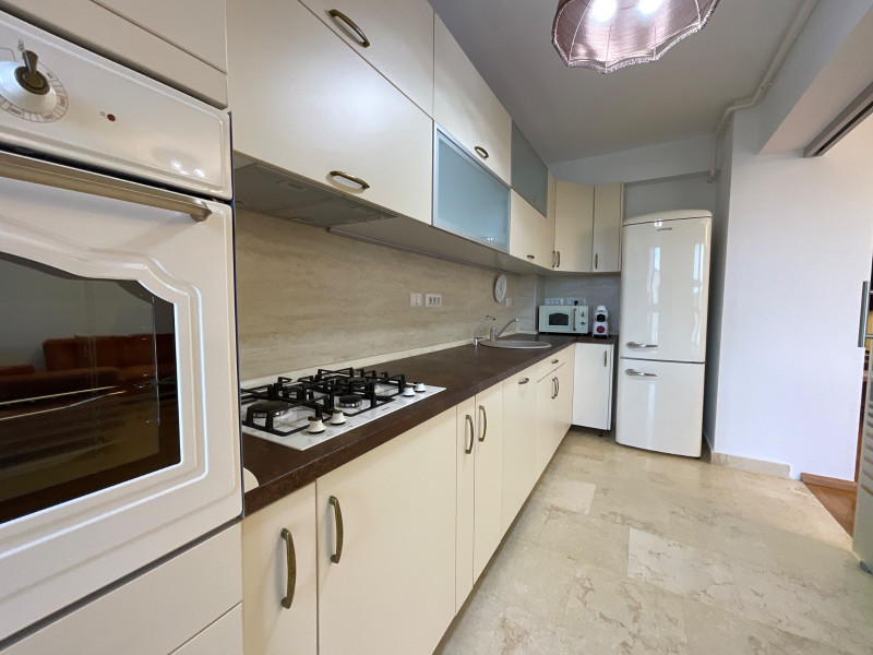 Baneasa  Apartament 3 camere complet mobilat și utilat în  Sisești