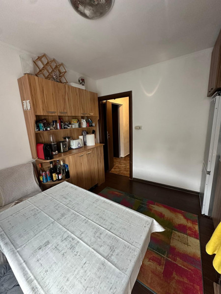 Vânzare apartament de 2 camere Drumul Taberei- Parc Moghioros