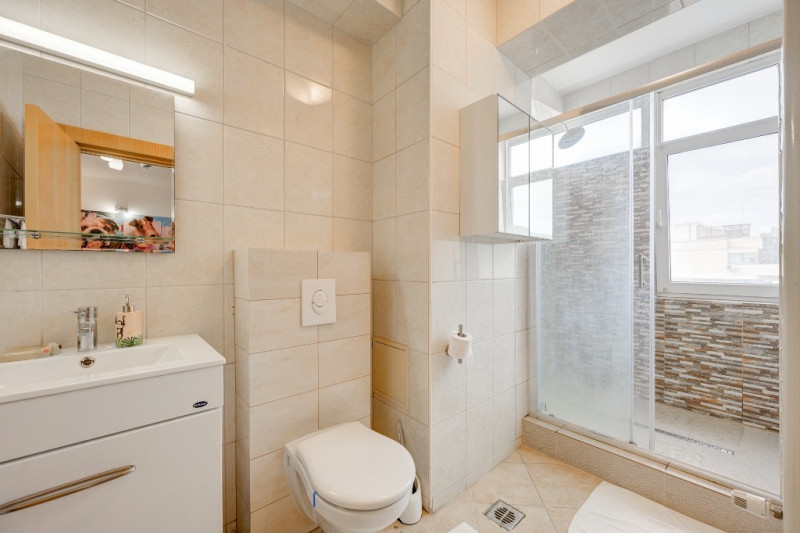 Vânzare apartament de 4 camere Piața Floreasca