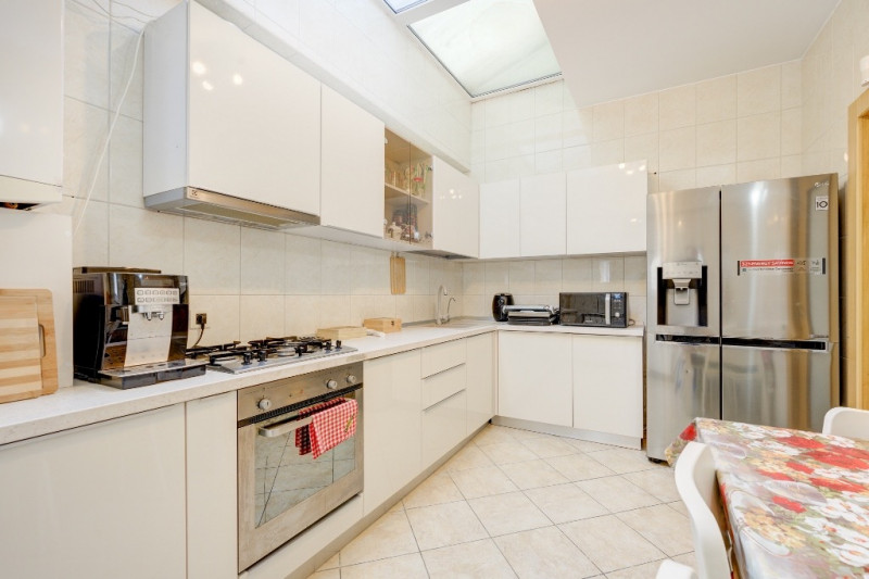 Vânzare apartament de 4 camere Piața Floreasca