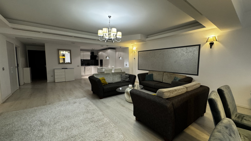 Închiriere apartament de 3 camere Herastrau- Persepolis
