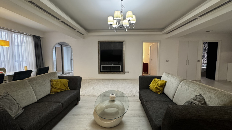 Închiriere apartament de 3 camere Herastrau- Persepolis