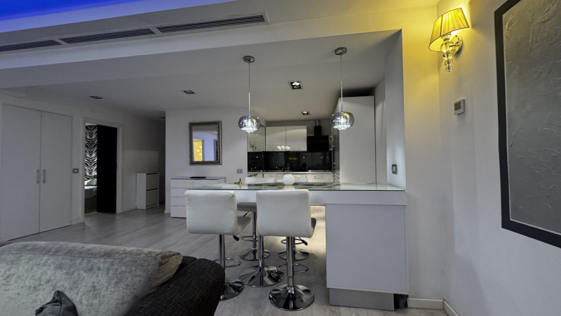Închiriere apartament de 3 camere Herastrau- Persepolis