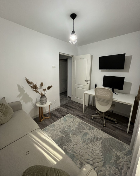 Vânzare apartament de 3 camere Lujerului- 5min metrou 