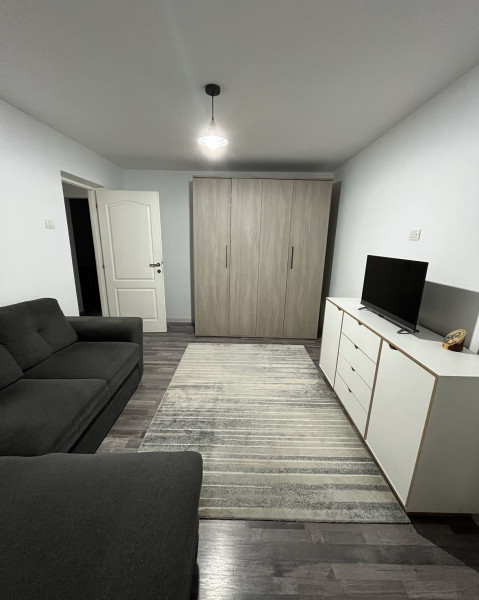 Vânzare apartament de 3 camere Lujerului- 5min metrou 