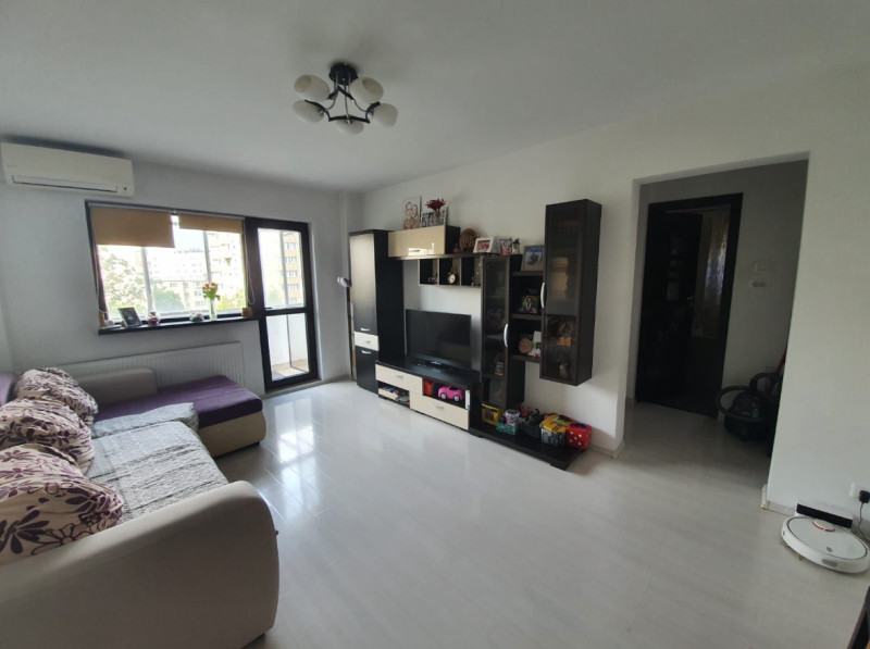 Vânzare apartament de 3 camere Lujerului-4min Metrou Lujerului