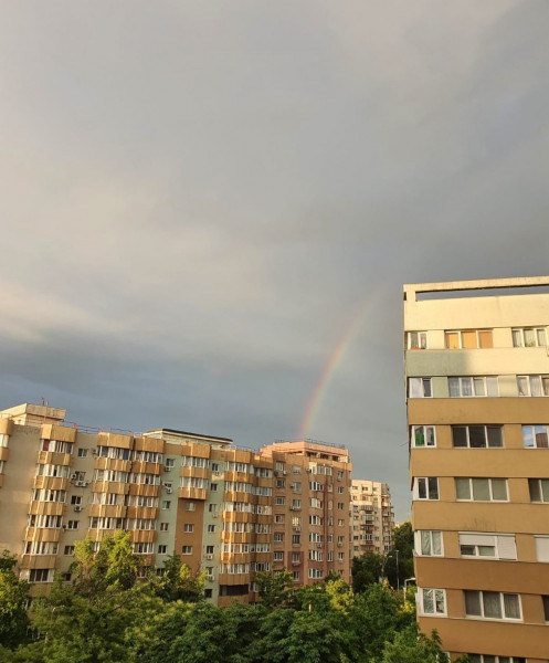 Vânzare apartament de 3 camere Lujerului-4min Metrou Lujerului