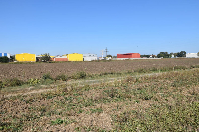 Palas vaporas, teren industrial logistic acces facil Autostrada