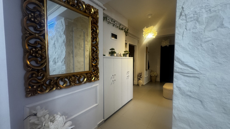 Vânzare apartament de 3 camere Militari 