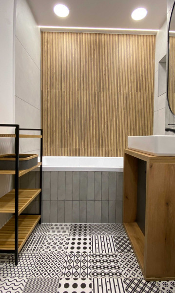 Vânzare apartament de 3 camere Tineretului