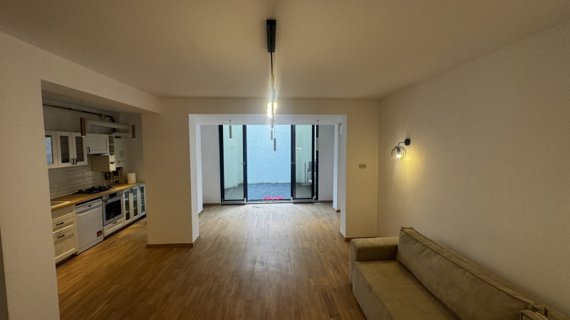 Închiriere apartament de 3 camere Domenii-1 Mai