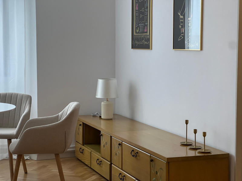 Închiriere apartament de 3 camere Vatra Luminoasa-Scoala 49