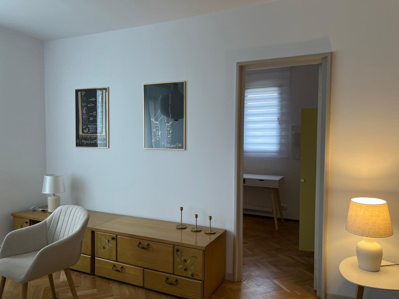 Închiriere apartament de 3 camere Vatra Luminoasa-Scoala 49