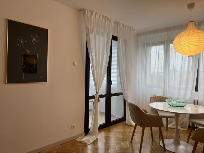 Închiriere apartament de 3 camere Vatra Luminoasa-Scoala 49