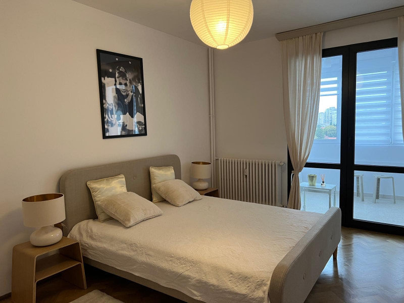 Închiriere apartament de 3 camere Vatra Luminoasa-Scoala 49