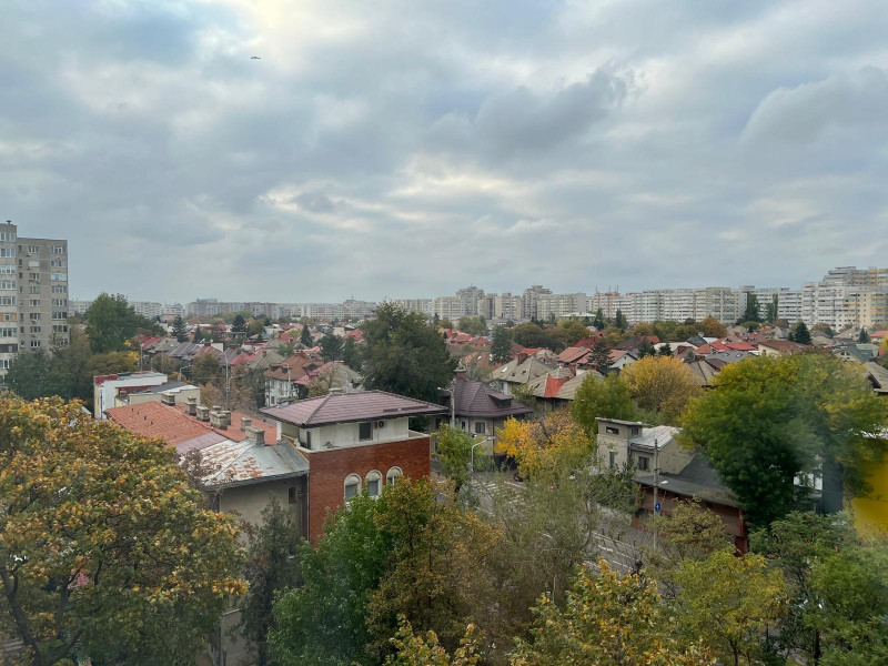 Închiriere apartament de 3 camere Vatra Luminoasa-Scoala 49
