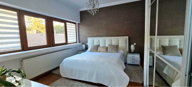 Vânzare apartament de 4 camere Victoriei