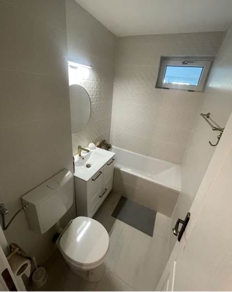 Vânzare apartament de 2 camere Drumul Taberei- Favorit