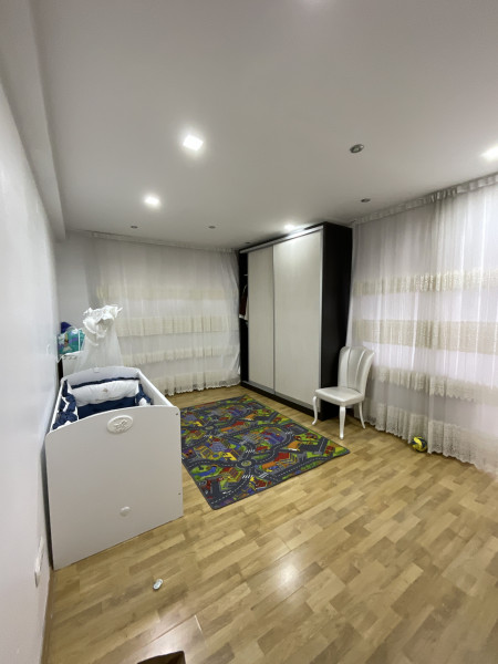 Apartament de vânzare în Pipera – 4 camere spațioase, zona OMV