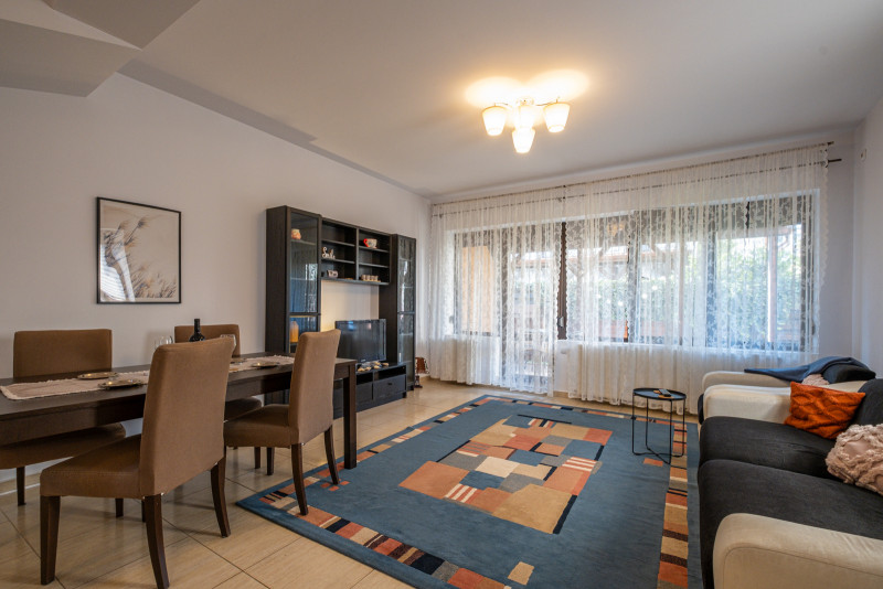 Casă de vânzare în Otopeni, complex rezidențial liniștit și prietenos