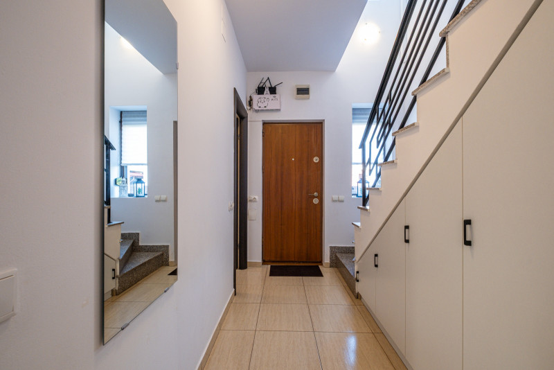 Casă de vânzare în Otopeni, complex rezidențial liniștit și prietenos