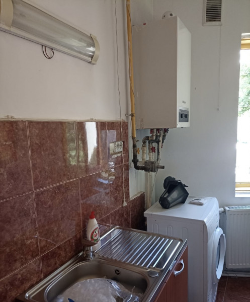Vânzare apartament de 4 camere vilă interbelică Cișmigiu 