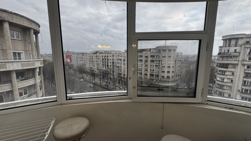 Vânzare garsonieră Bulevardul Decebal