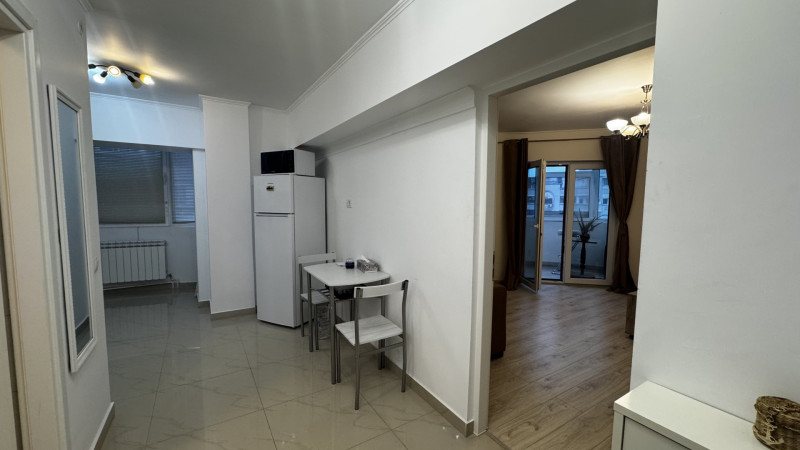 Vânzare garsonieră Bulevardul Decebal