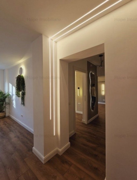 Vânzare apartament de 3 camere Mosilor- Bd Carol