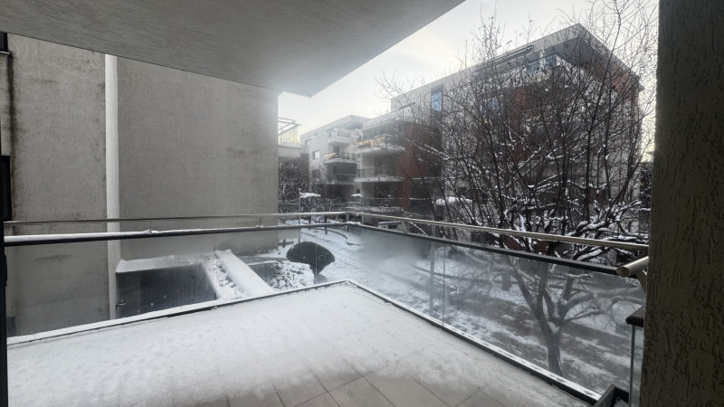 Închiriere apartament de 4 camere Victoriei- Capitale