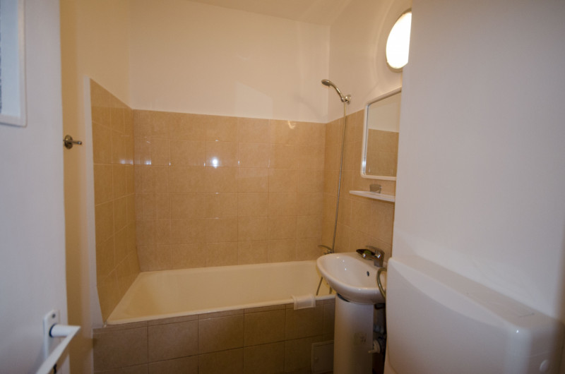 Metrou Dristor garsoniera mobilata