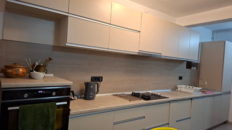 Vânzare apartament de 3 camere Militari Residence
