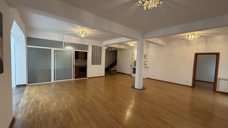 Vilă  de închiriat – Iancu Nicolae, Băneasa 