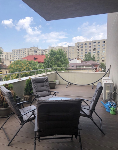 Vânzare apartament de 2 camere Rond-Alba Iulia Vitan