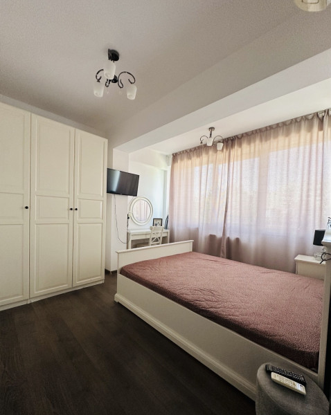 Vânzare apartament de 2 camere Rond-Alba Iulia Vitan