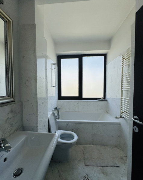 Vânzare apartament de 2 camere Rond-Alba Iulia Vitan