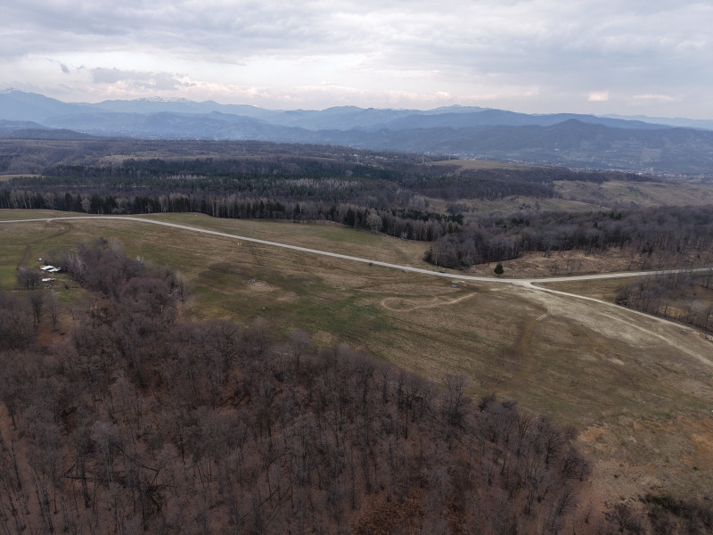 Vânzare teren Slănic Prahova- Platoul Teisani