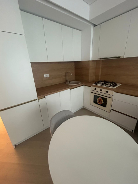 Închiriere apartament de 2 camere Cortina North- Pipera
