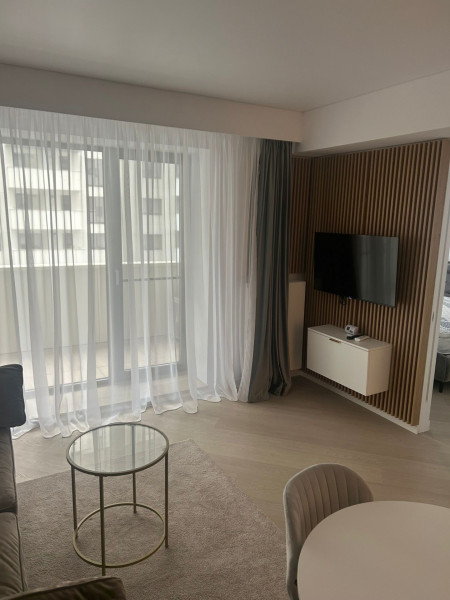 Închiriere apartament de 2 camere Cortina North- Pipera