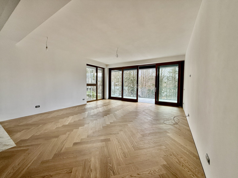 Apartament în Foresti Sinaia – Elegant. Spațios. În inima naturii