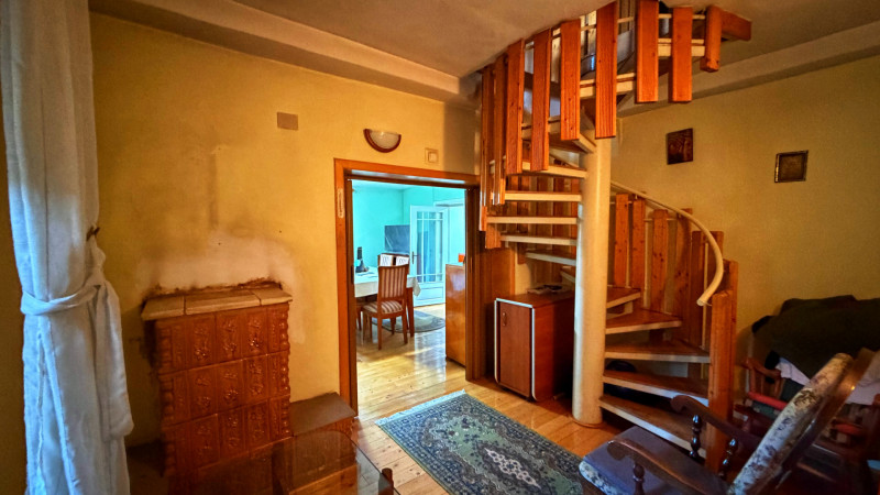 Vilă P+1 de vânzare la 3 km de Pitești | Teren 640 m