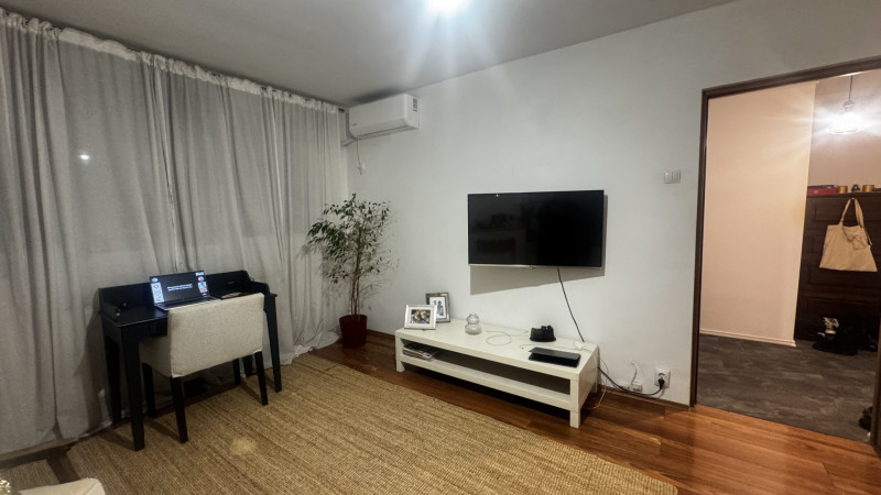 Vânzare apartament de 2 camere Obregia- Piata Sudului