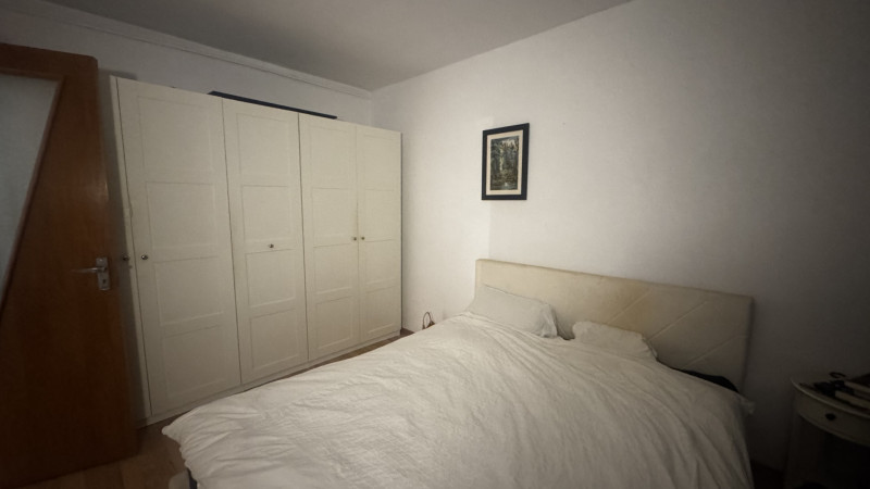 Vânzare apartament de 2 camere Obregia- Piata Sudului