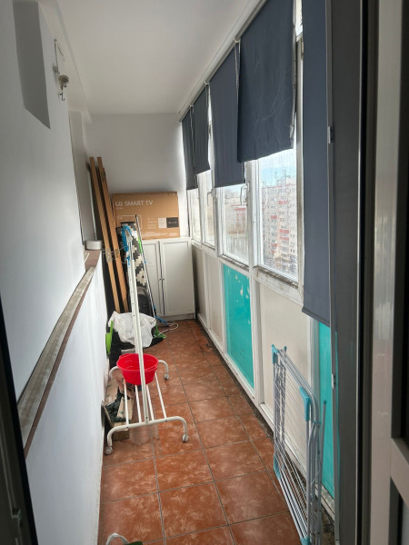 Vânzare apartament de 2 camere Obregia- Piata Sudului