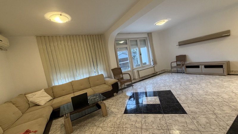 Vilă individuală de închiriat în Pipera – Drumul Potcoavei | 6 camere 