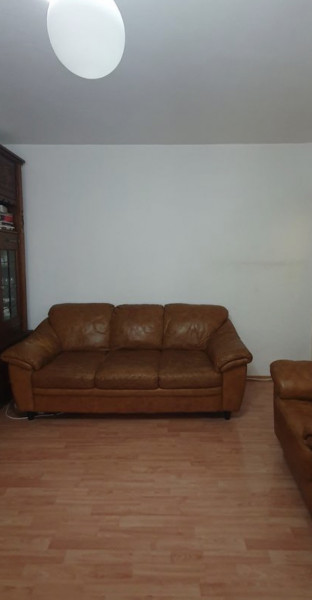 Vânzare apartament de 2 camere Piața Alba-Iulia- Decebal