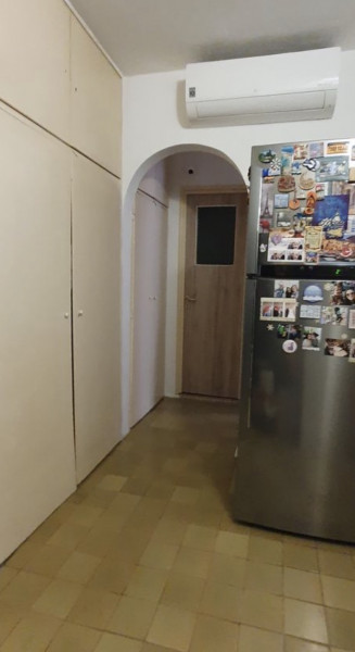Vânzare apartament de 2 camere Piața Alba-Iulia- Decebal