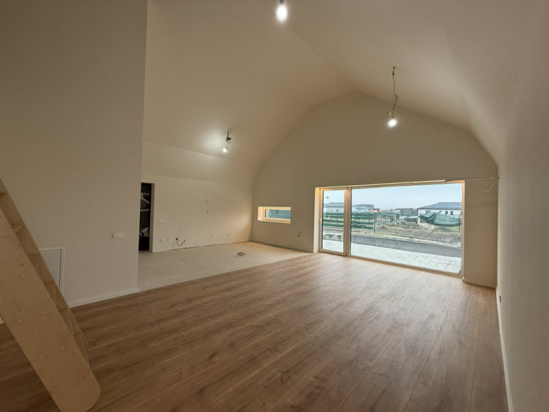 CASA INDIVIDUALA 100% ENERGIE VERDE CU POMPA DE CALDURA GEOTERMICA SOL-APA