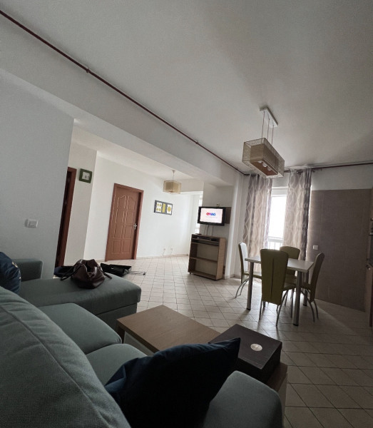 Vânzare apartament de 2 camere Decebal- Muncii